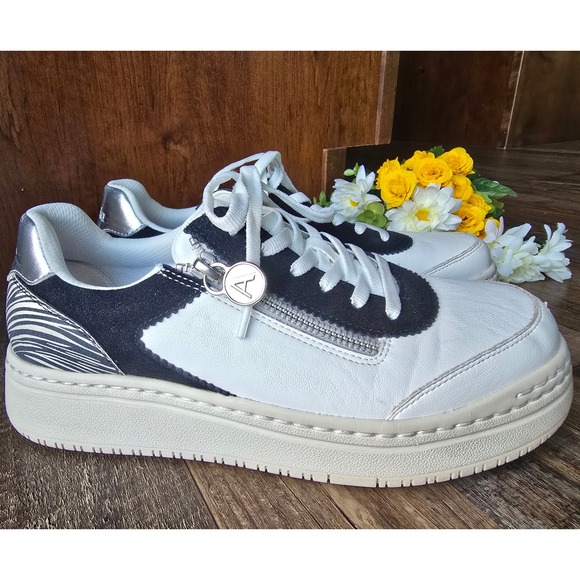 Alegria Womens Platform‎ Sneakers Averie White Zebra Print Zip Up Size 8 38.5 - Picture 2 of 11